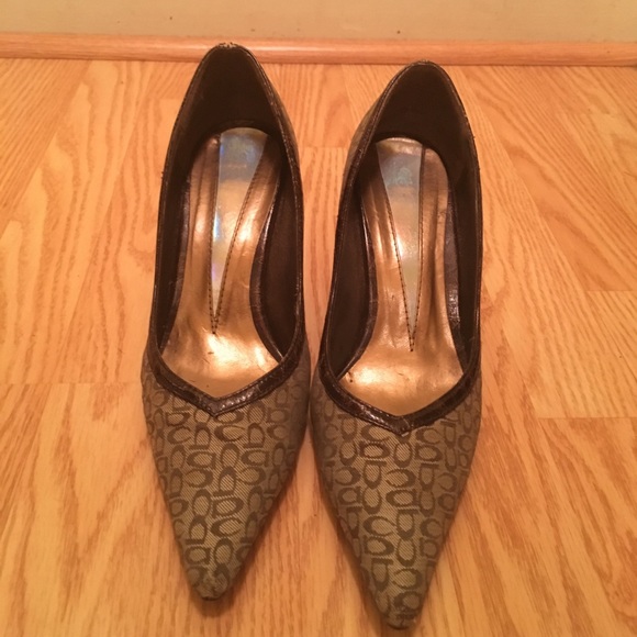 Patterned heels - Picture 2 of 3